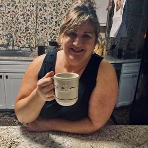 Meet your Posher, Angeline